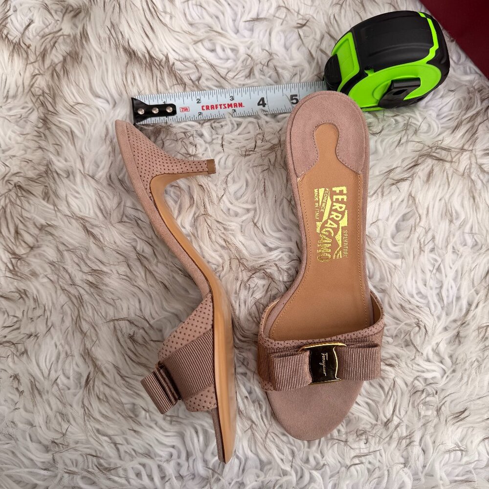 Salvatore Ferragamo Women's Vintage Kitten Heels |  Size 6.5 | Never Worn - Picture 13 of 16